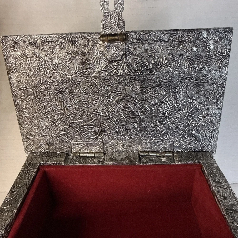 Vtg. 1970s Decorative Handmade Silver Tone Jewelry Box Turquoise Ruby Pearl Bead